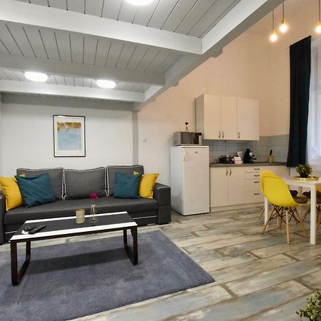 Standard Apartment By Hi5 - Akacfa 59 Budapest Eksteriør billede