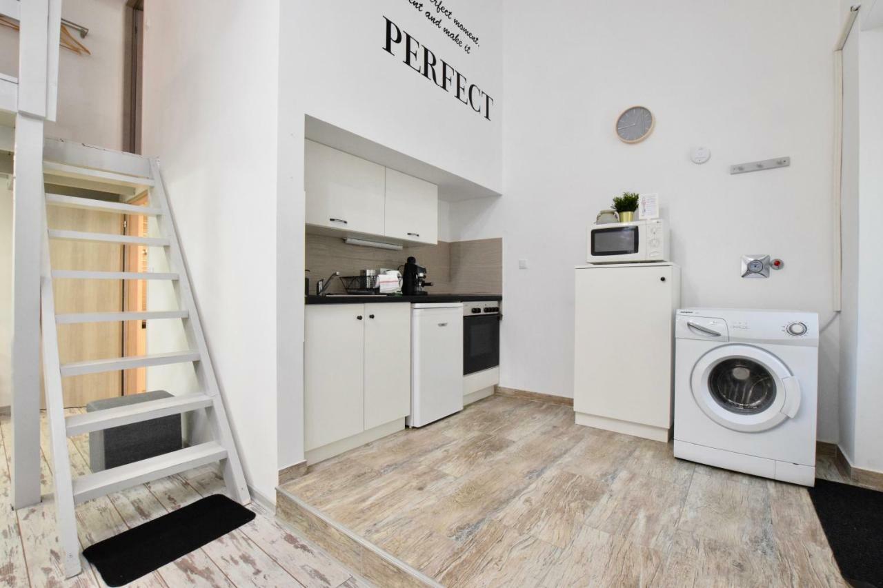 Standard Apartment By Hi5 - Akacfa 59 Budapest Eksteriør billede