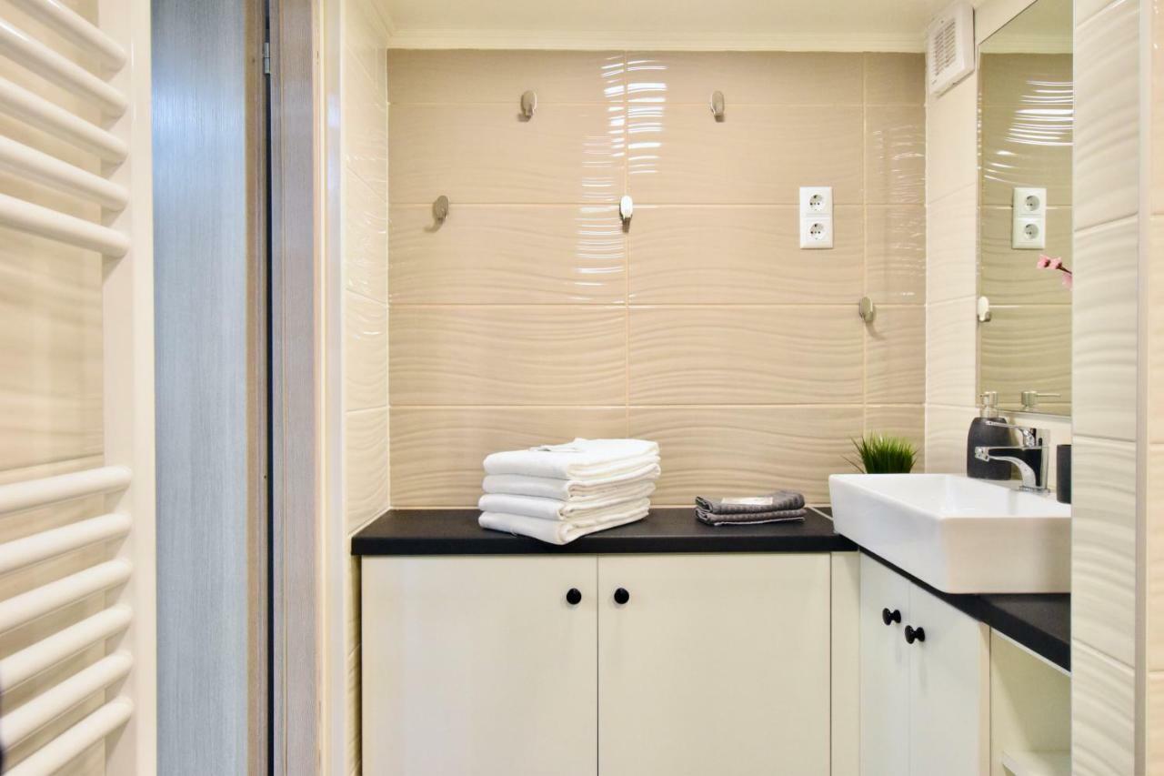Standard Apartment By Hi5 - Akacfa 59 Budapest Eksteriør billede